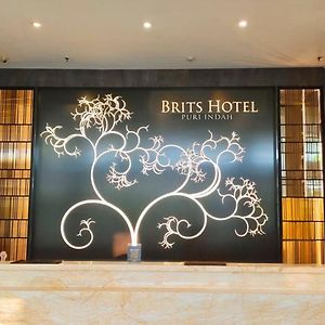 Brits Hotel Puri Indah